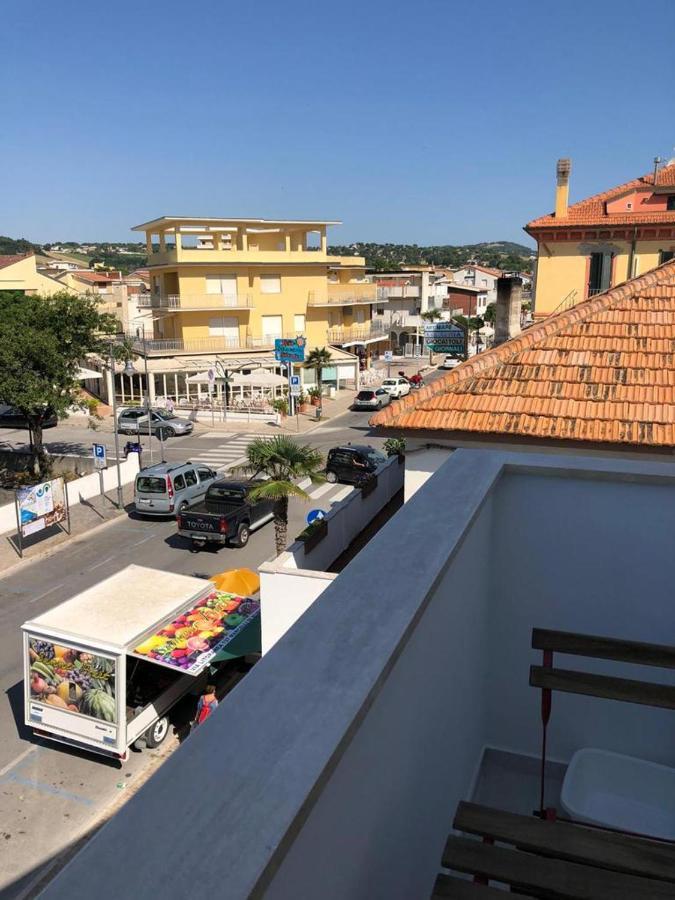 Rs305 - Marcelli, Nuovo Bilocale Fronte Mare Leilighet Eksteriør bilde